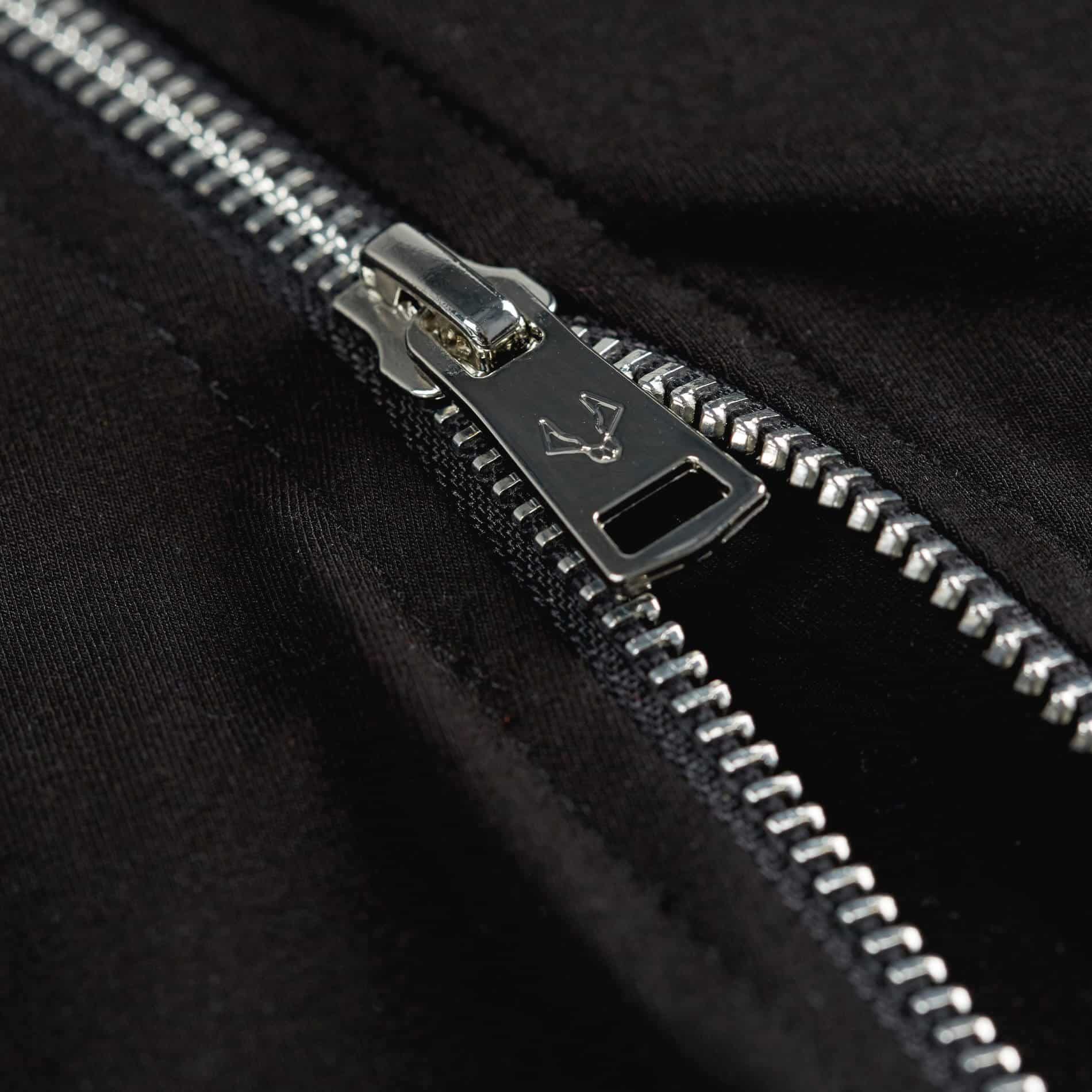 Zip detail t-shirt in black - MANCUB